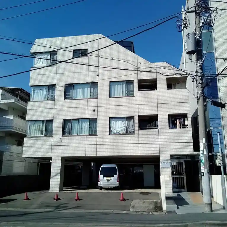 ライラックII 外観