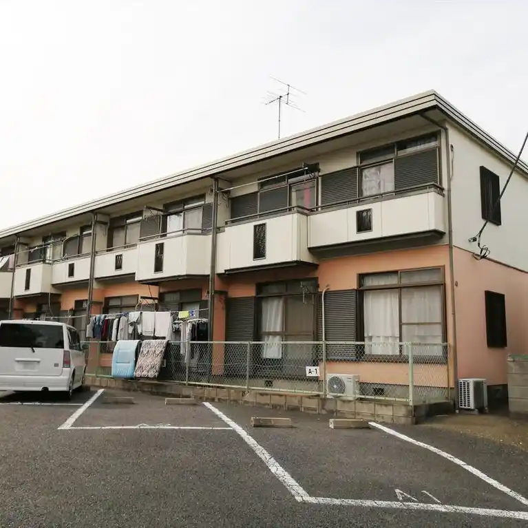 T・KハイツA棟 外観