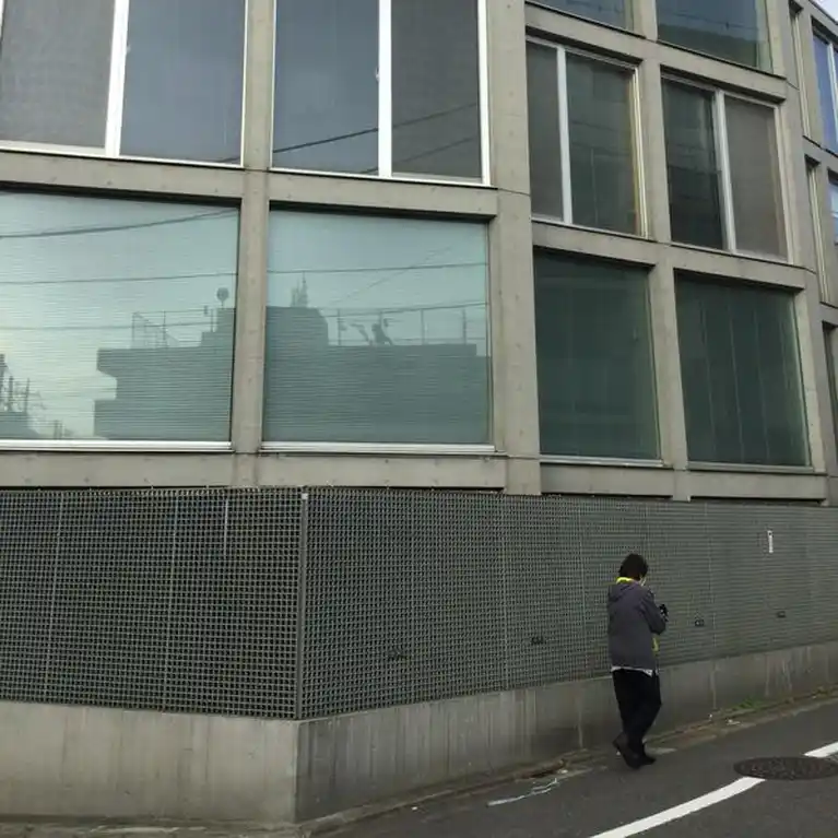 デュプロス 外観