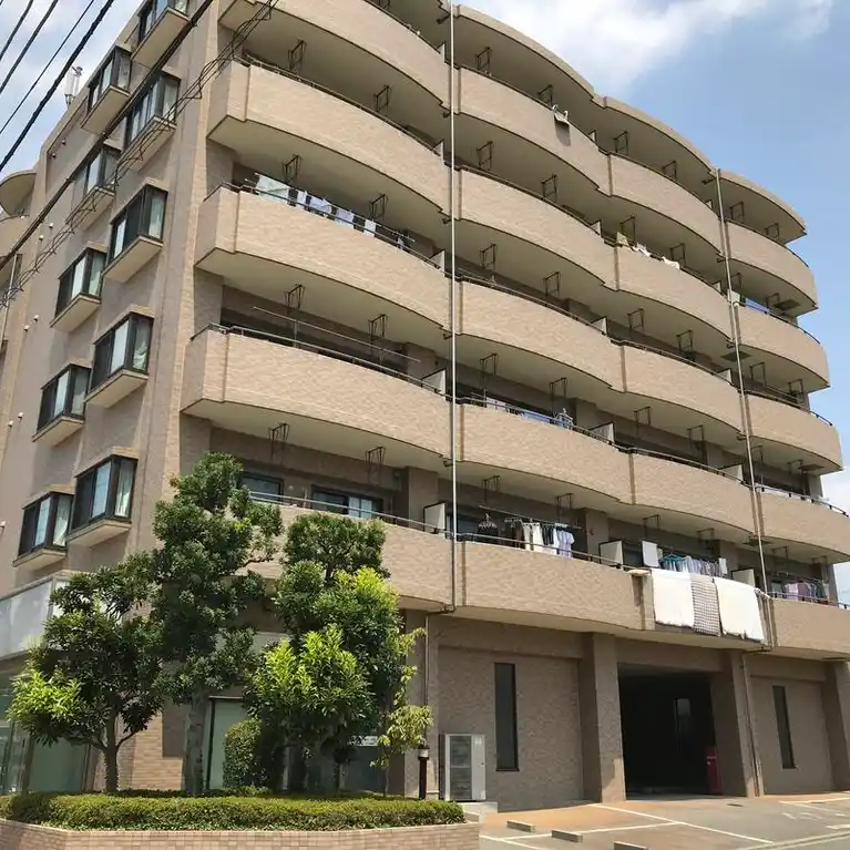 エーヴィゲス市川 外観