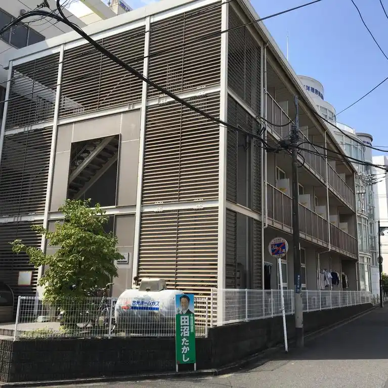 レオパレスリヴェール 外観