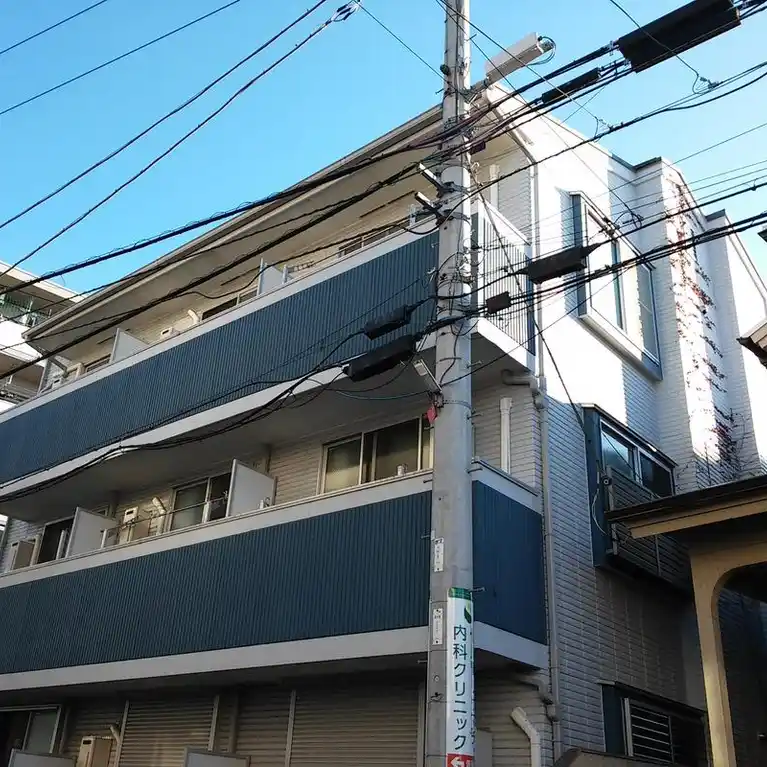 ルーブル七番館