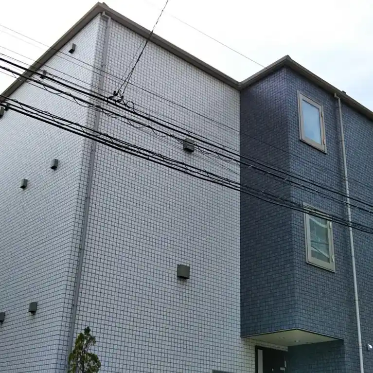 スリーフォレスト