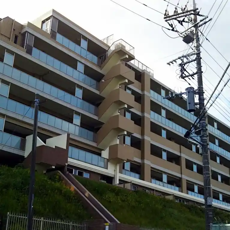 ミオカステーロあざみ野南