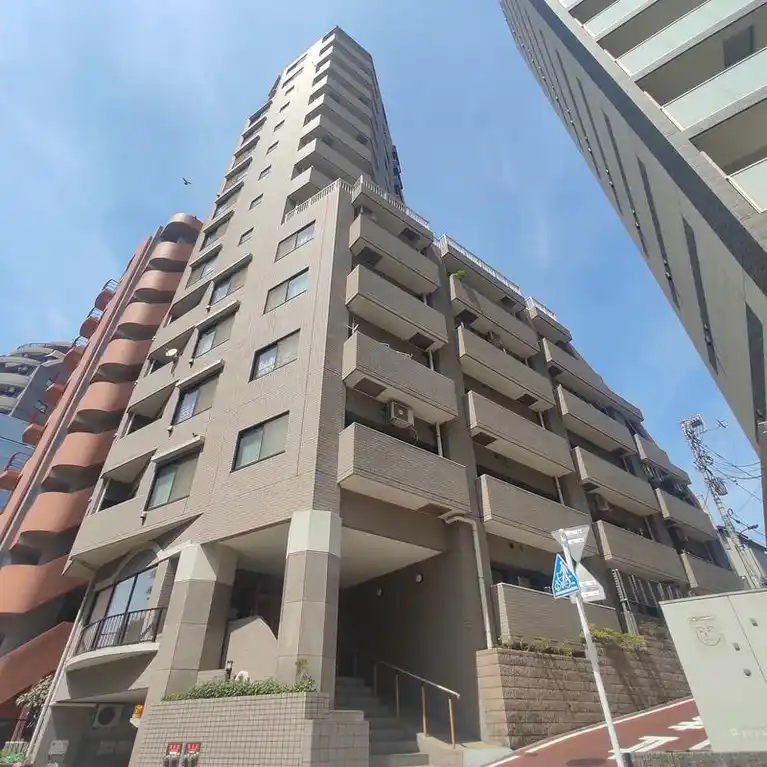 ユニーブル新宿西 外観