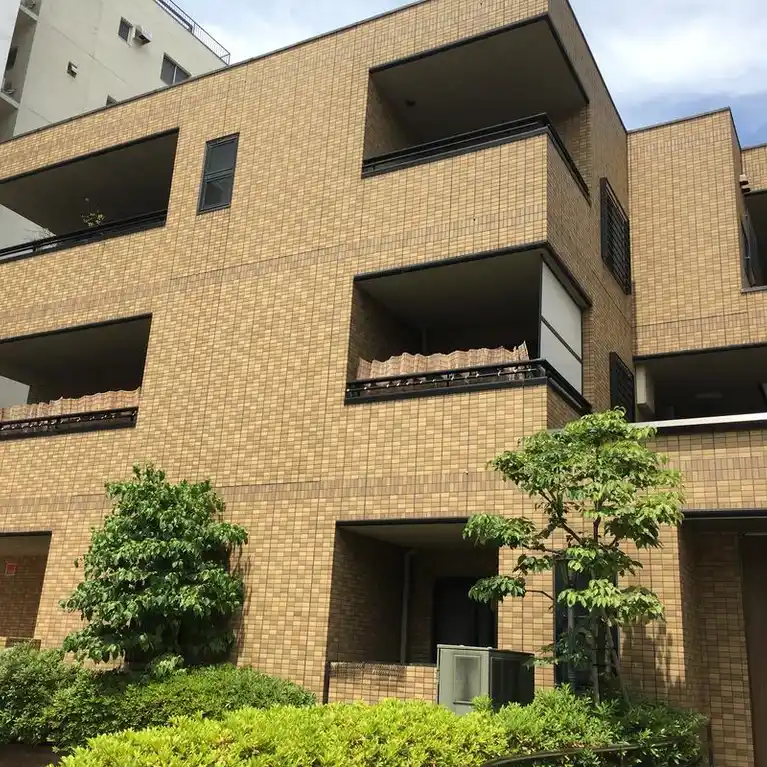 ベルドミール日比 外観
