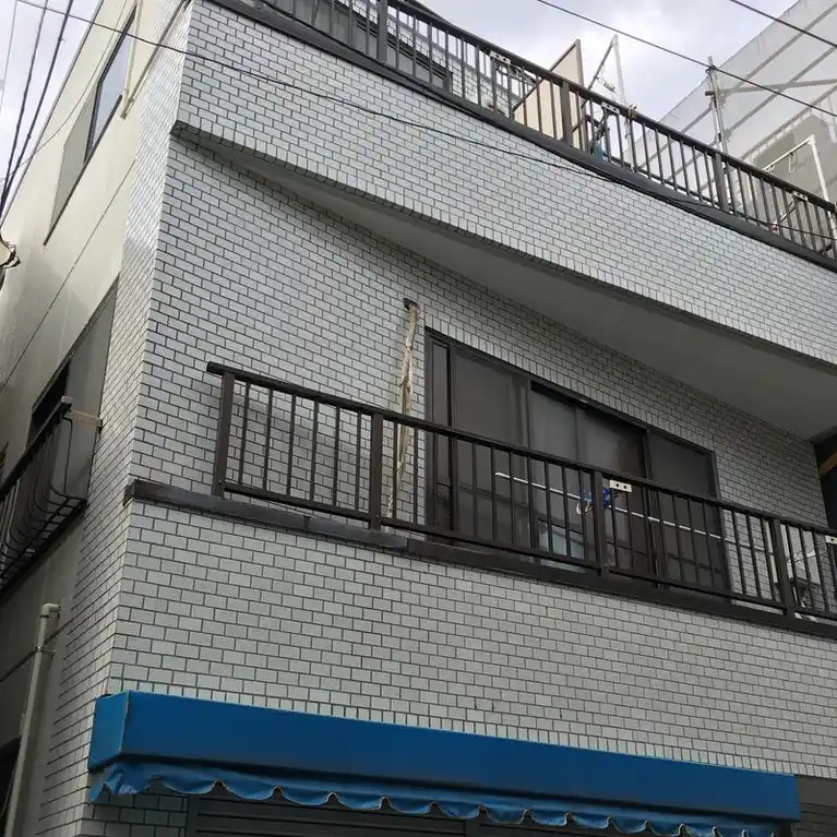 ハイネスコマツ 外観