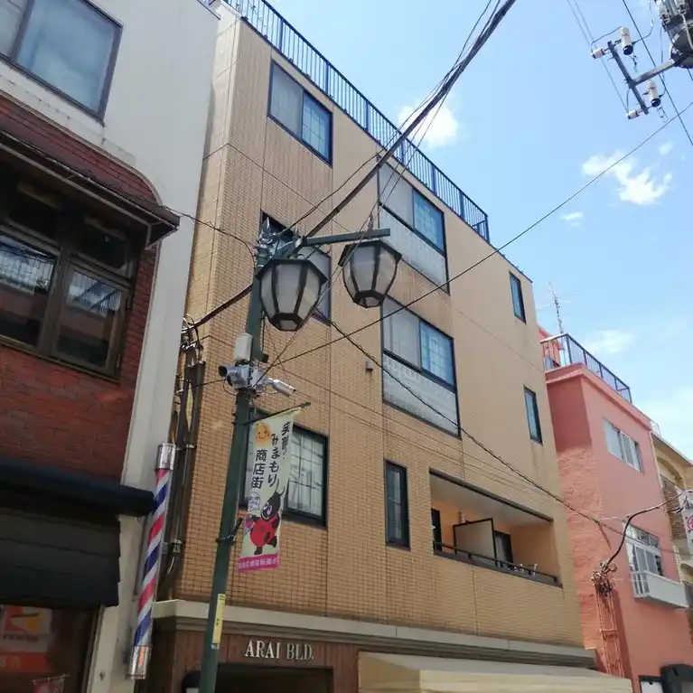 アライビル 外観
