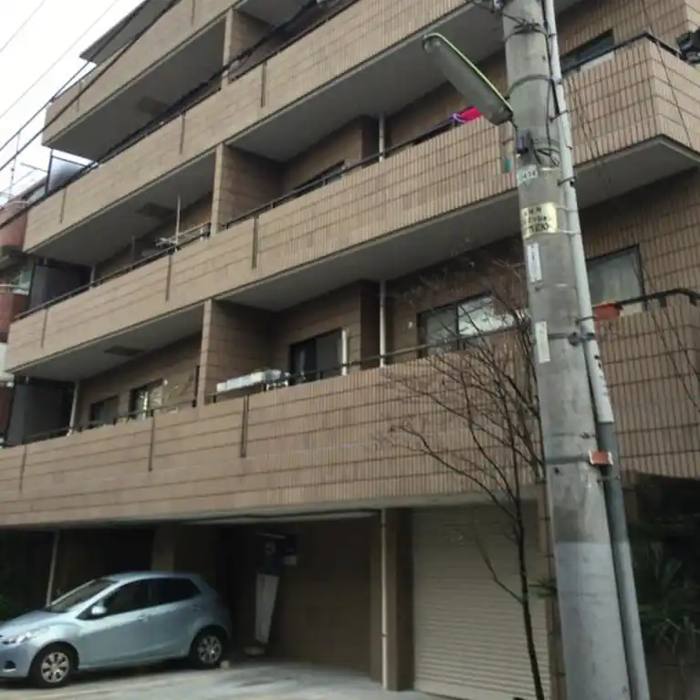 リオーネ三軒茶屋 外観