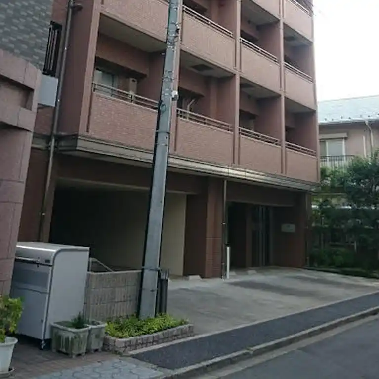 アークツルス 外観