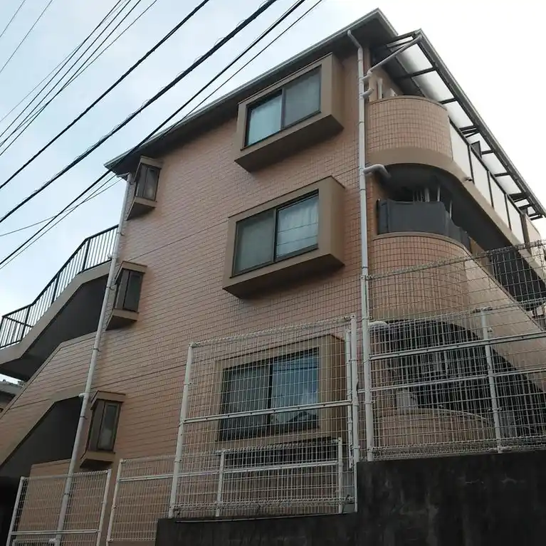 ライオンズマンション新横浜B館 外観