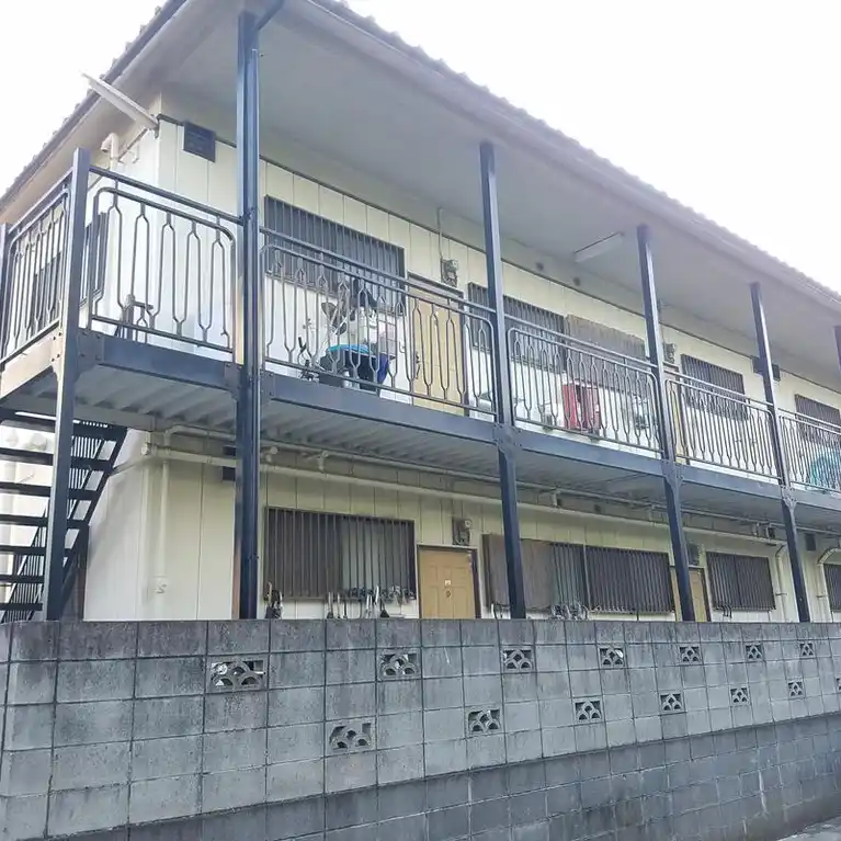 ハイツ友 外観