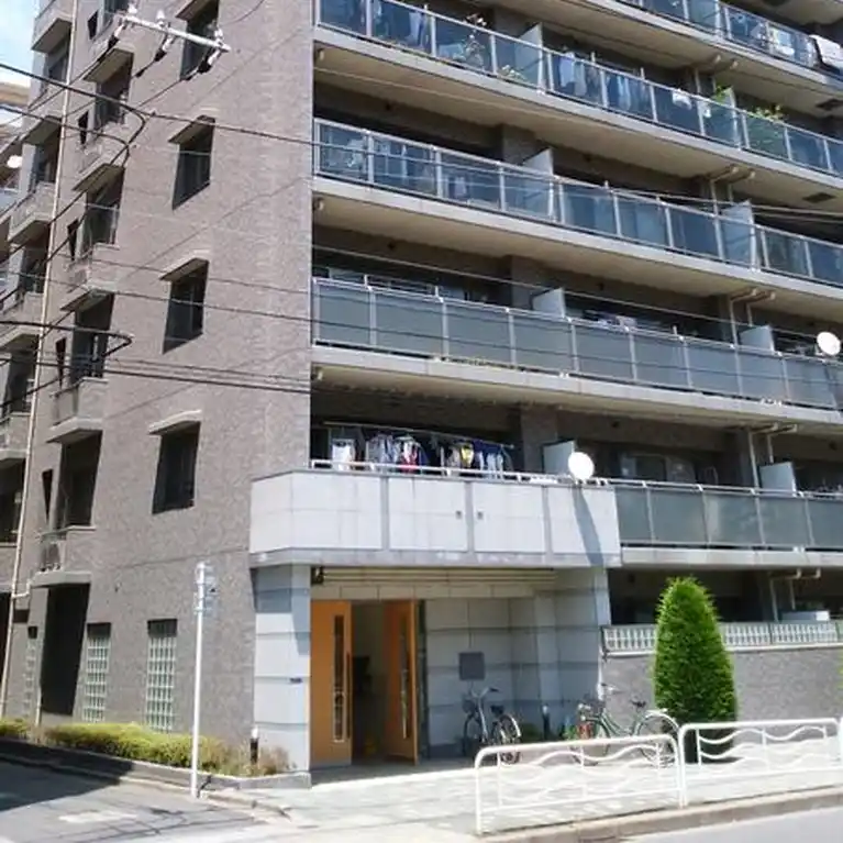 クリオ美術館通り弐番館 外観
