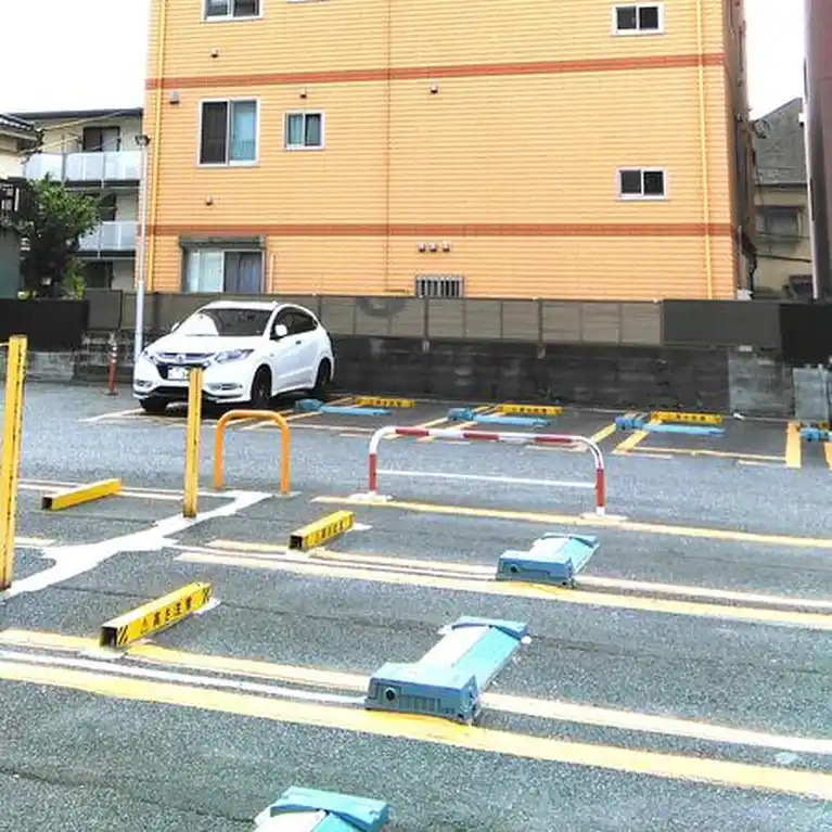 シャローム 外観