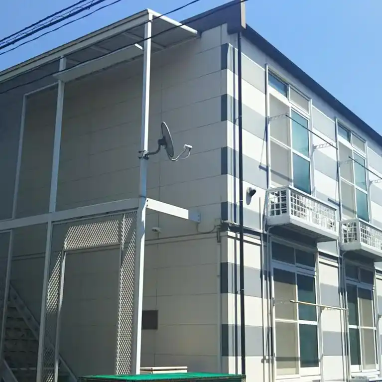 レオパレスアーバイン立川 外観