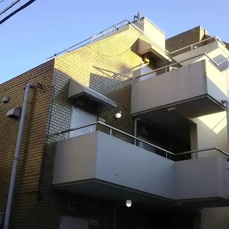 メゾン中央 外観
