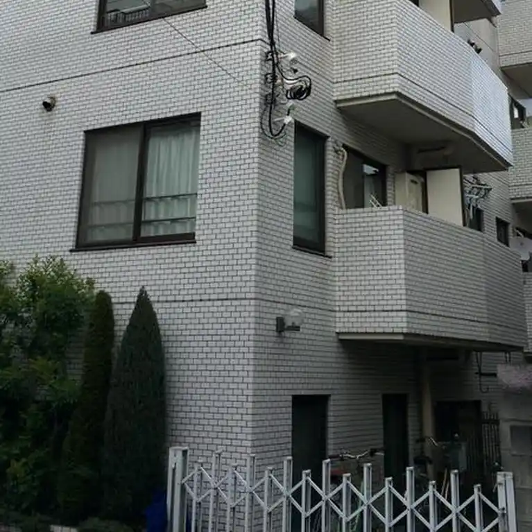 ファミール五本木