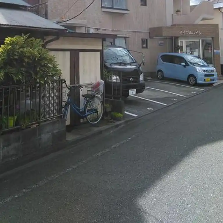 メイプルハイツ