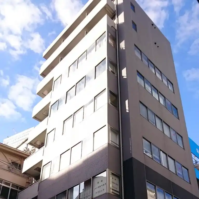 サンフル西新宿 外観