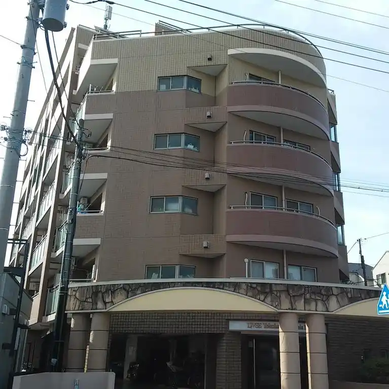リブゼ横浜カルミアパレス