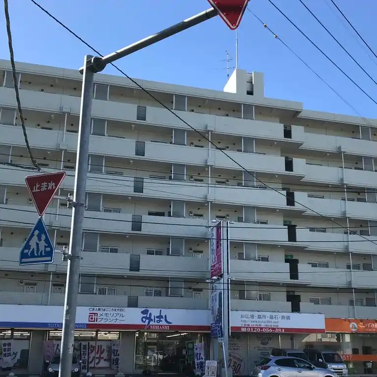 ルミエール2番館