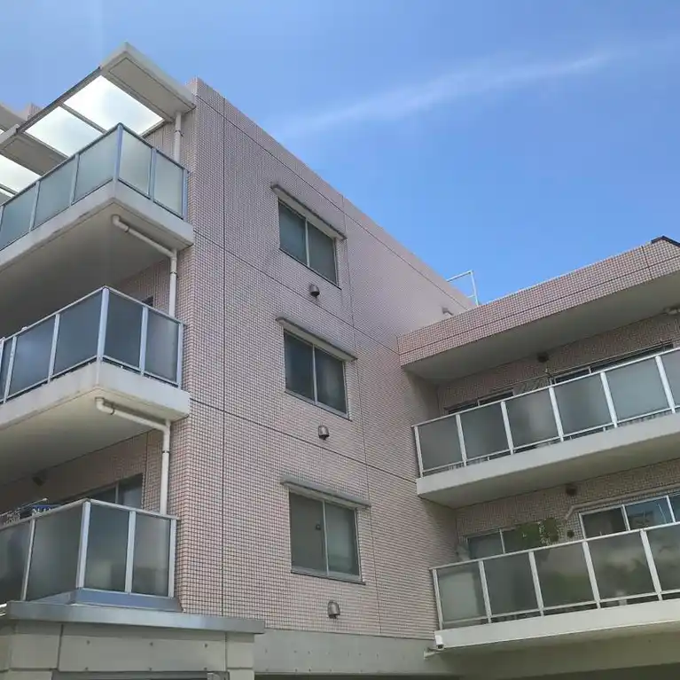 パーヴィス市川 外観