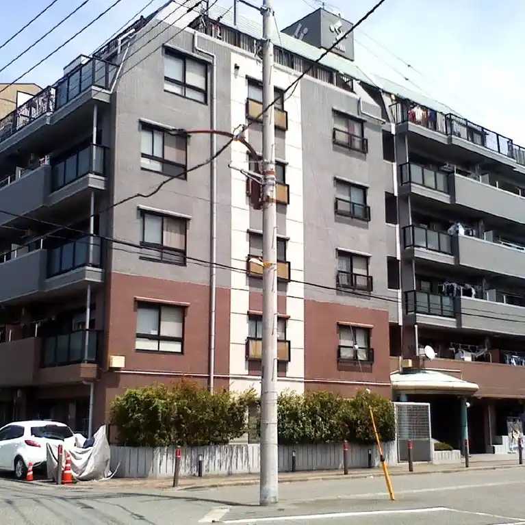 ロアーブル・ガーデン南橋本弐番館