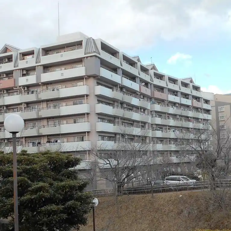 南大沢学園三番街 外観
