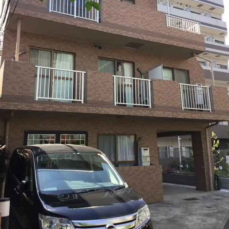 クィーン小金井 外観