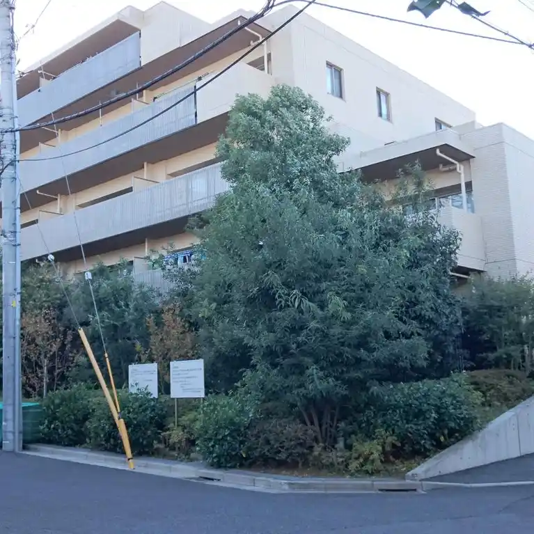 ガーデングラス千歳烏山 外観