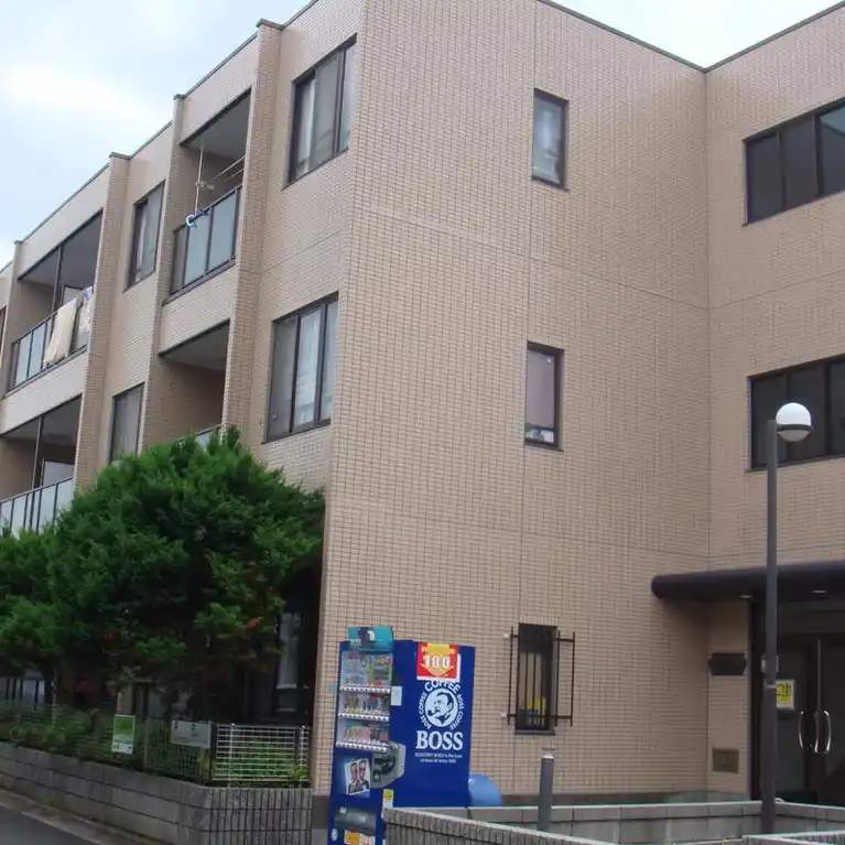 モア クレスト