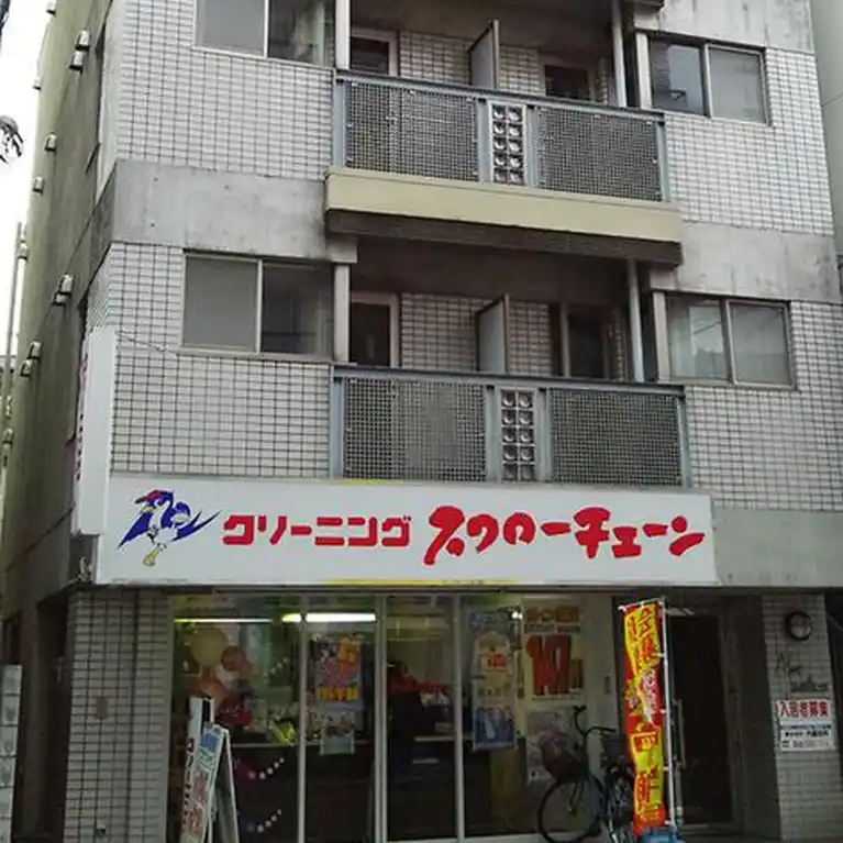 ニューパレス 外観