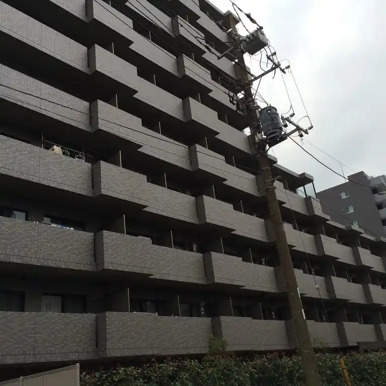 ルーブル大鳥居伍番館