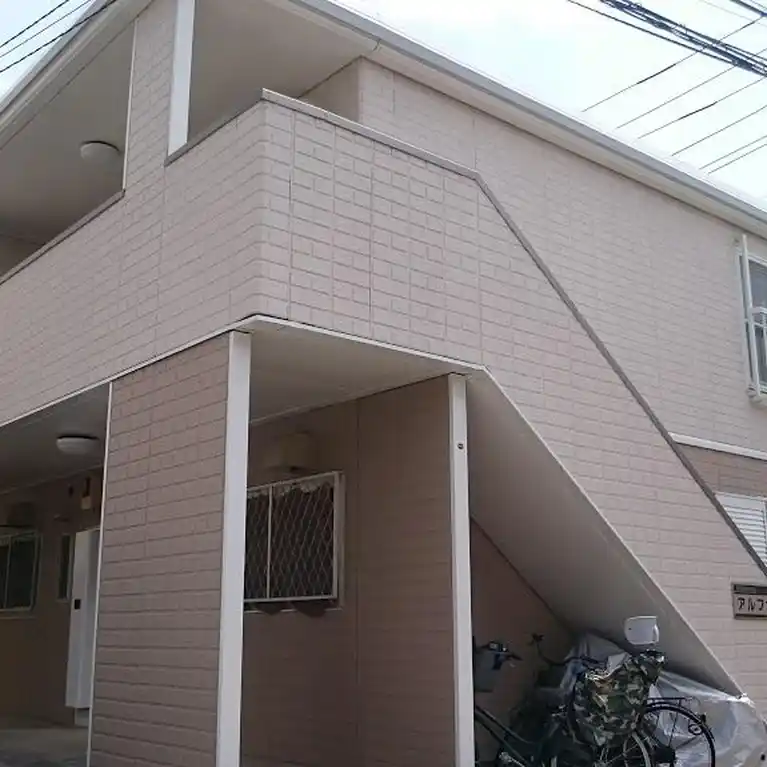 アルファ 外観