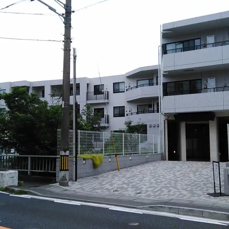 プレシス読売ランド 外観