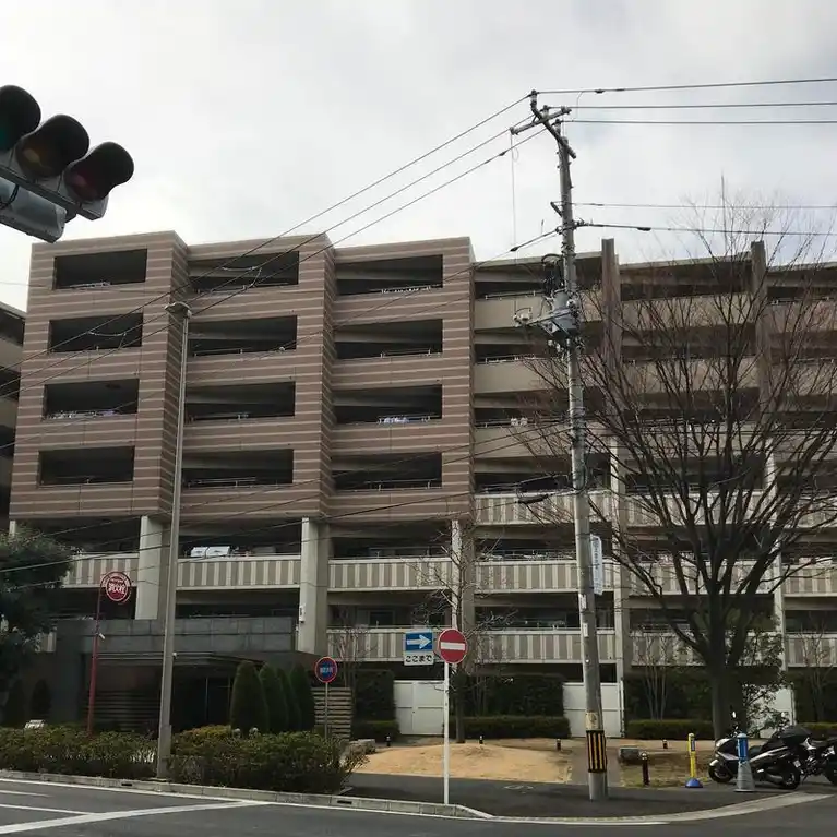クレストフォルム横浜根岸