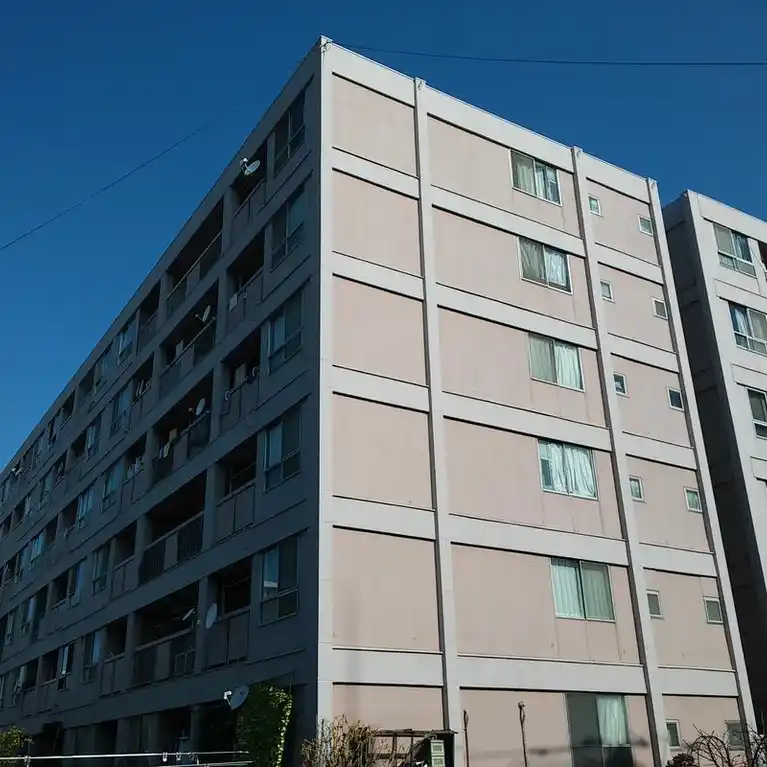 大倉山第2コーポラスE棟 外観
