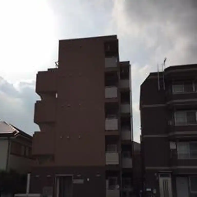 ブライトステージ南田中
