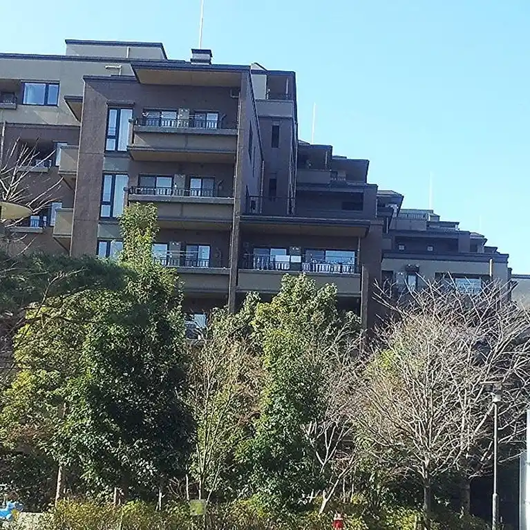アトラス調布