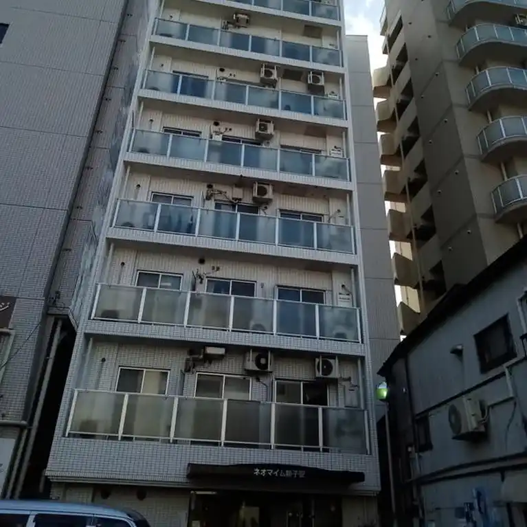 ネオマイム新子安 外観