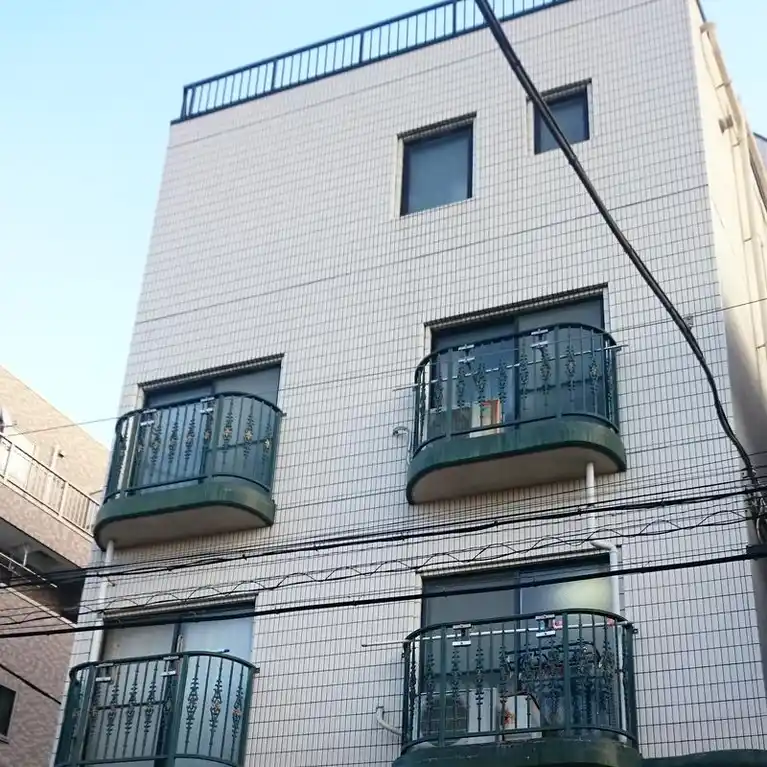 スプリングハウス 外観