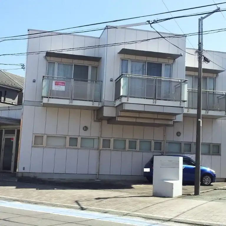 プレシャストーン 外観