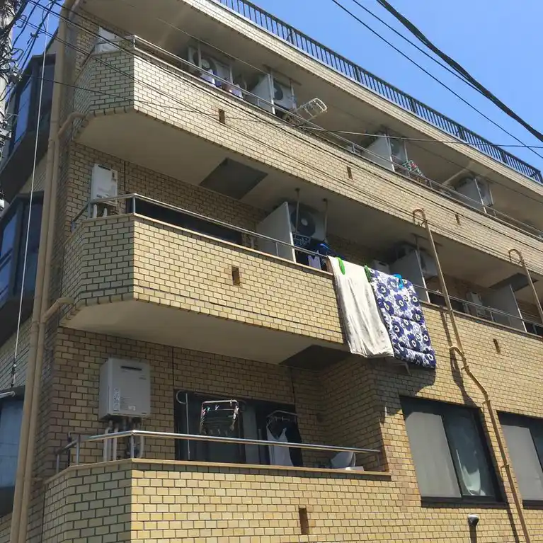 カスティル万場
