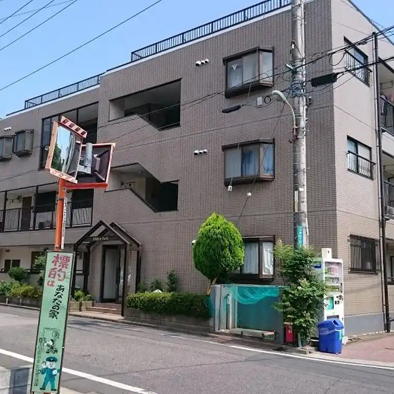 ブリュッヘンパーク 外観