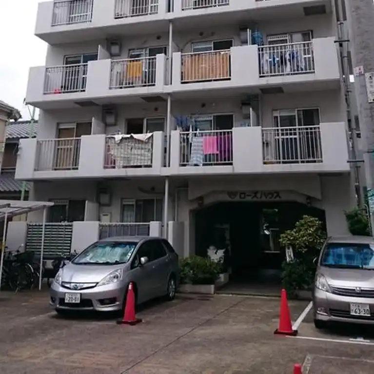 ローズハウス 外観