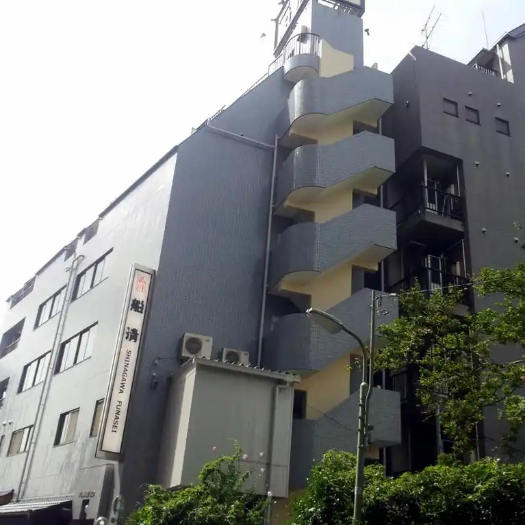 船清ビル 外観