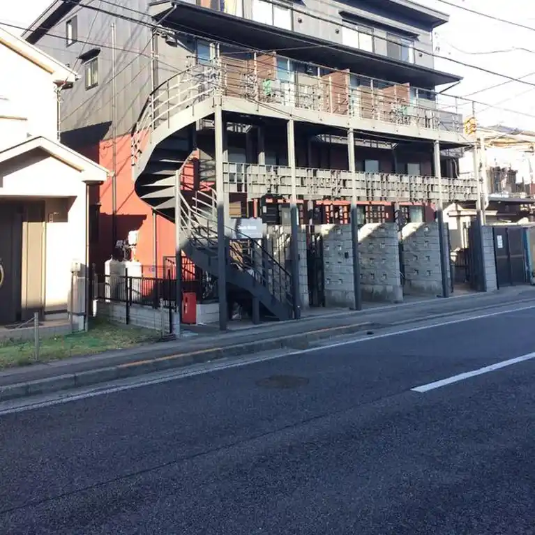 クローブイクタ 外観