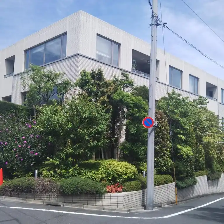 ドレッセ代田花見堂プレゼンス