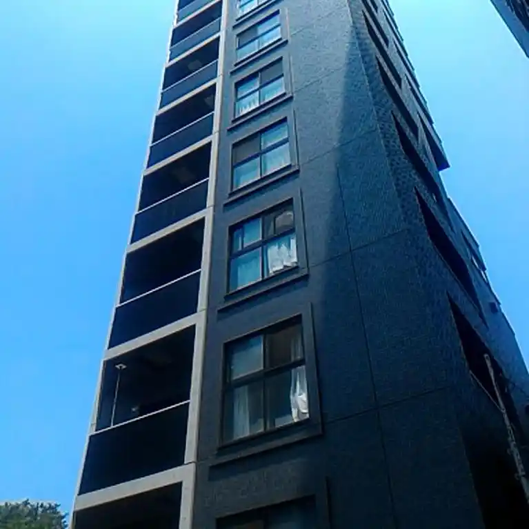 ZOOM新宿南First 外観