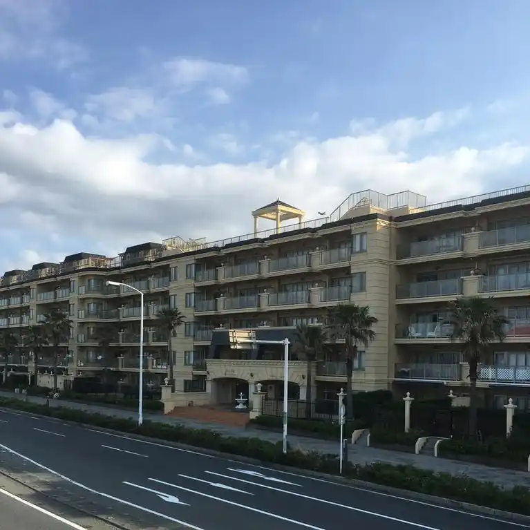 グランシティ湘南海岸マリナージュスクエア